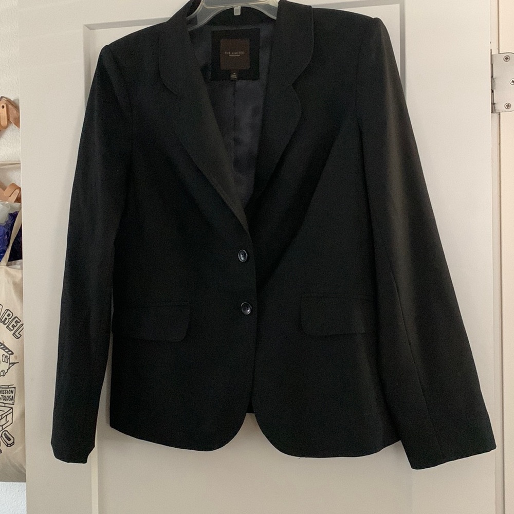 Black 2 piece Women’s Dress Suit
